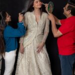 Daisy Shah Instagram - Jaanu na! 🎶✨ . . . MUA: @makeupbyvinod Hair: @ayeshamakeovers_ Outfit: @sulakshanamonga Styled by: @priyanshi2102 📸: @portraitdeewana . . . #daisyshah