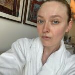 Dakota Fanning Instagram - au natural robe life. post massage mask markings on cheek, check.