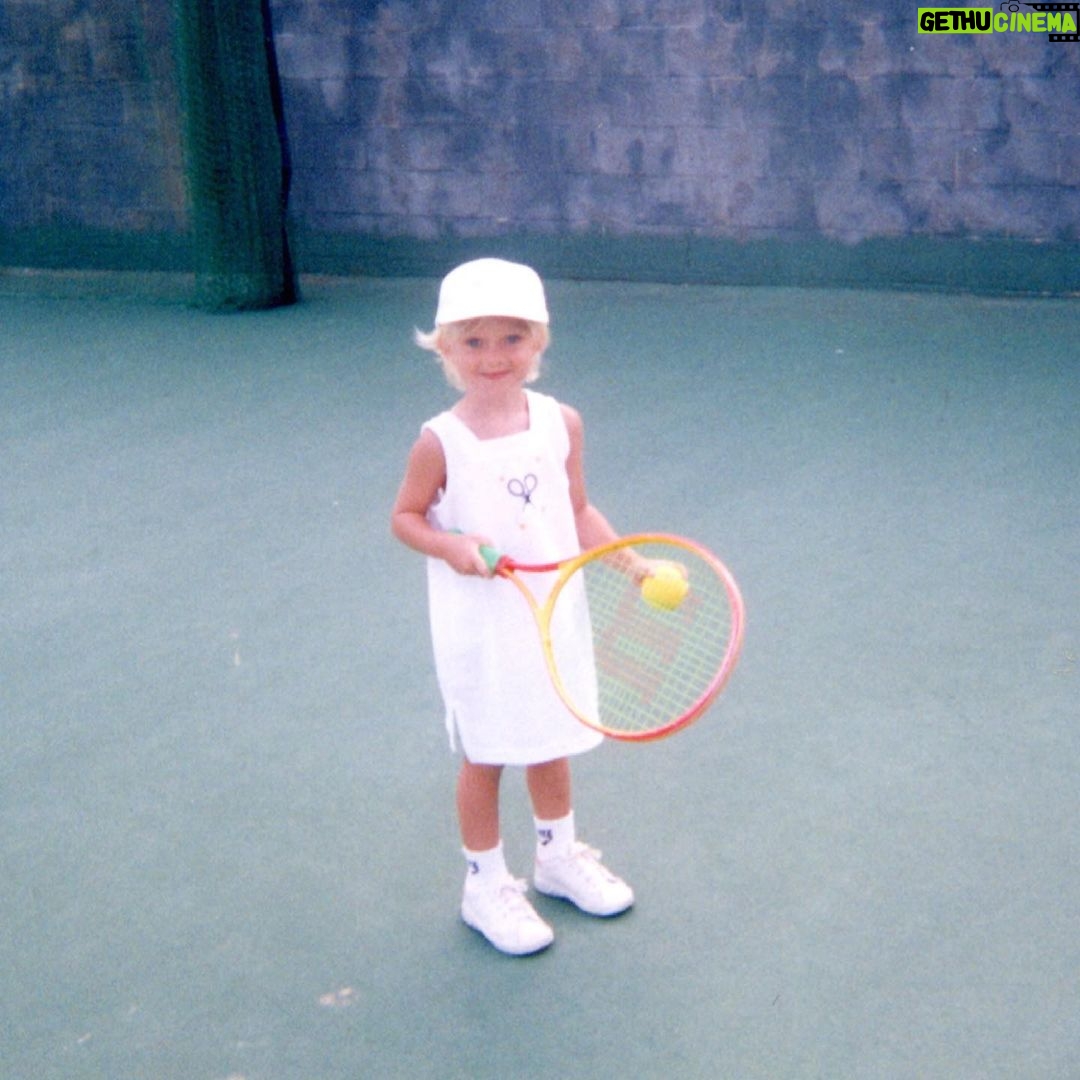 Dakota Fanning Instagram - 🎾my days as a tennis pro🎾