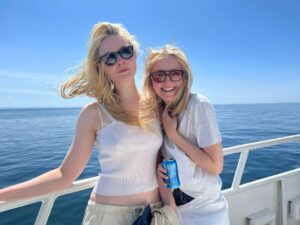 Dakota Fanning Instagram - 🌬️