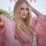 Dakota Fanning Instagram - 🎀 @whowhatwear 🎀 @laurendukoff @samanthamcmillen_stylist @justjenda @erinayanianmonroe @thuybnguyen @cassatwork @samueljosephs @jbake21 @elizagracehuber