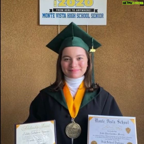 Dalila Bela - 399.5K Likes - I graduated!!!! Woohoo!!! 🎉🎉🎉🎉🎉🎉🎉🎉 #classof2020