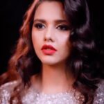 Dalljiet Kaur Instagram - A look so stunning, cant help but flaunt it. 😍 Looking for world-class training and guidance under Lakmé Certified Trainers? Lakmé Academy Powered by Aptech with 130 beauty institutes across various towns has got you covered with great foundational & advanced courses in ✅ Hair ✅ Skin ✅ Makeup ✅ Cosmetology ✅ Nails Admissions are now open! Rush to your nearest Lakmé Academy, use my coupon code DALJIET20 to get a Scholarship of 20% on your course fee. This offer is applicable only till 7th November, 2022. Visit their website www.lakme-academy.com or head over to their Instagram @lakmeacademy_aptech to know more!! #LakmeAcademypoweredbyAptech #LakmeAcademy #BeautifyTheFuture #AdmissionsOpen #CareerTraining #BeautyTraining #BeautySchool #BeautyAcademy #BeautyTrainingAcademy #ad #beauty #makeup @lakmeacademy_aptech