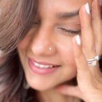 Dalljiet Kaur Instagram - Yup I m 41 today. Feeling emotional, happy, proud, old, young, all at the same time. This journey of half my life has been great. So many memories. So many lessons. So many learnings. I feel I have reached half way in my life and have so much to say about the experiences. Life has been great. With all the ups and downs, life taught me one thing, there is nothing like family. Thank you dad mum for being my strength. Thank u dadus for putting up for me for sooooo long hehe.