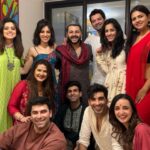 Dalljiet Kaur Instagram - Happy us ! Hope u guys had superb Diwali celebrations too ♥️
