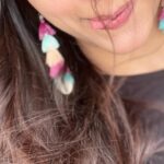 Dalljiet Kaur Instagram - Yup I m 41 today. Feeling emotional, happy, proud, old, young, all at the same time. This journey of half my life has been great. So many memories. So many lessons. So many learnings. I feel I have reached half way in my life and have so much to say about the experiences. Life has been great. With all the ups and downs, life taught me one thing, there is nothing like family. Thank you dad mum for being my strength. Thank u dadus for putting up for me for sooooo long hehe.