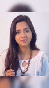 Dalljiet Kaur Instagram - Dignity in healthcare is a basic right. But if you’re a woman why is it so difficult to find in our country. Waqt aa gaya hai ki hum #KhudSePooche. Let’s raise our voices to make dignity in women’s healthcare a reality. Join me and #PassThePin. Share your stories and let your voice be heard 🧷