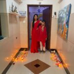 Dalljiet Kaur Instagram - Happy Diwali ! . . . . . . Beautiful red by @sharmaa_shivi