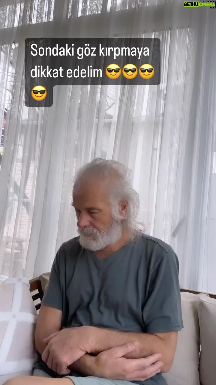 Damla Ersubaşı Instagram - Gülüşüne aşığım herşeyine aşığım kalbim benim herşeyim