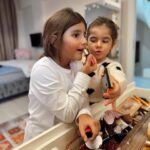 Damla Ersubaşı Instagram - İyiki doğurdum kızzz siziiiii😍😍😍😍😍 Çok aşığım çoookk♥️♥️♥️ #canimkizlarim