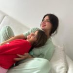 Damla Ersubaşı Instagram – Tarifi olmayanlarım♥️😍 tek aşkım, tek gücüm😍