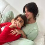 Damla Ersubaşı Instagram – Tarifi olmayanlarım♥️😍 tek aşkım, tek gücüm😍