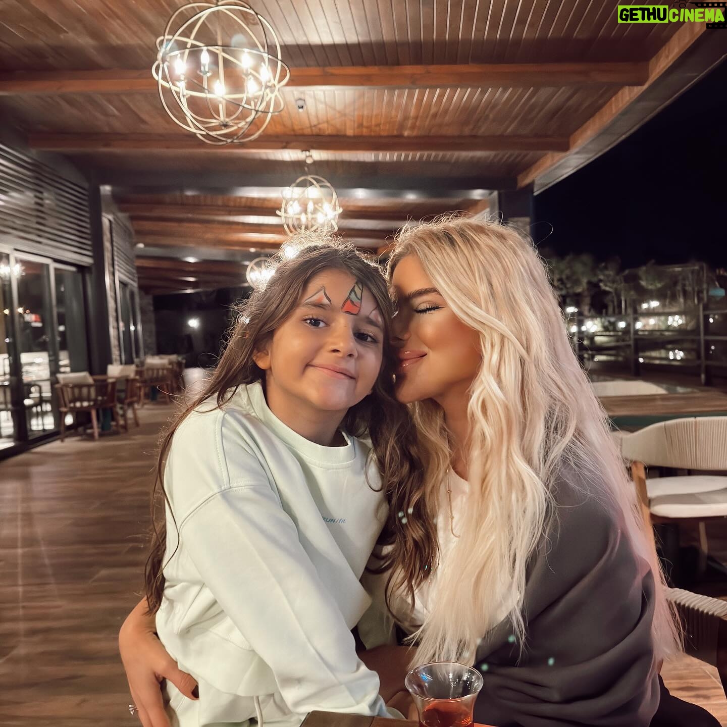 Damla Ersubaşı Instagram - İlk göz ağrım♥️ canım kızım herşeyim♥️