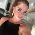 Damla Ersubaşı Instagram - ağır makyaj yapmadığım nadir zamanlar🐣😅
