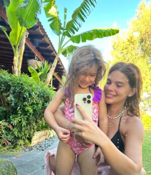 Damla Ersubaşı Instagram - Miniğim💕
#bodrum