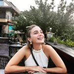 Damla Sönmez Instagram – happyplace’lerinizi arttıranlarınız çok olsun🔅