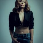 Damla Sönmez Instagram –