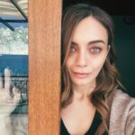 Damla Sönmez Instagram – Some door moments and pool problems 🐍 
8323