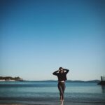 Damla Sönmez Instagram – some electric blue, a touch of azure, back to the electric one 🪬

📷: @demetttsahin
