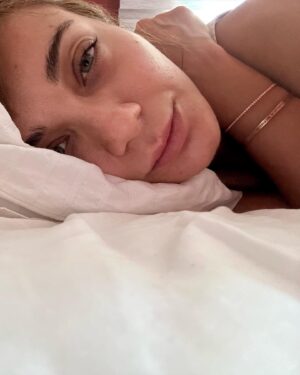 Damla Sönmez Instagram - A fine summer indeed.