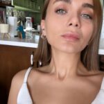Damla Sönmez Instagram - “these days” dumpy. 🪵🔥🧘‍♀️