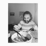 Damla Sönmez Instagram – A bit of good old Berlin(read it with an ê), some good old friends, a lot of walking, cooking at the market, plotting to tear down our inner walls…

And most importantly, back to my old posting habits… but posting at 1am 🙃 you still don’t know how to D!
El ne karışır? 🥂
Good night to all 💙 luv ya!