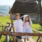 Dana Rogoz Instagram – 126/366 Hristos a Inviat! Fotografiile sunt chiar din aceasta dimineata, prima zi de Paste, intr-unul dintre cele mai frumoase locuri vizitate vreodata la noi in tara – Panorama Salciua. Promit sa revin cu mai multe fotografii. Drumul continua!

#Paste2024 #apuseni #LiaBucuria #perfectumeu #iubireinfinita
