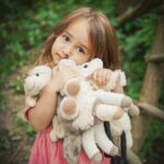 Dana Rogoz Instagram – Alte fotografii de ieri, din prima parte a zilei, cand am găsit un loc perfect pentru picnic, pe malul apei.
