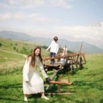 Dana Rogoz Instagram - O sa va para greu de crezut, dar nu am avut in plan niciun traseu anume cand ne-am pornit la drum, in aceasta vacanta cu autorulota prin tara. Dar ce locuri minunate ne-au ieșit in cale!