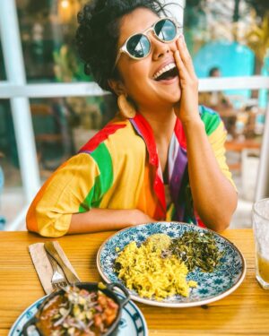 Dani Moreno Instagram - Se isso não é felicidade, não sei o que é!

Domingo goixtosin no vegano mais charmoso do Rio!
@pura.rio