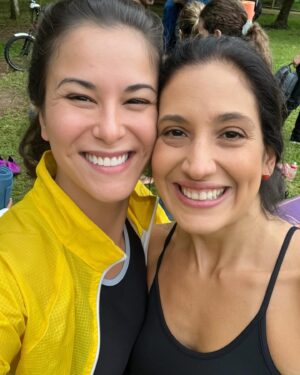 Dani Moreno Instagram - Dump de domingo com aniversário do @danielborges108 no Ibirapuera!! 

35km de bike, prática ao ar livre encontro com @fabi.annenberg, reencontro com @julianamaciels e amor!!
