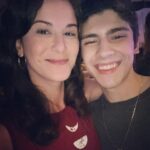 Dani Moreno Instagram - Meu filho do coração faz DEZOITO ANOS hoje. @henriquecaamargo meu amor, eu tenho muito orgulho de você!! Feliz aniversário, menino de coração bonito e abraço aconchegante!! Te amo!