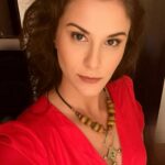 Dani Moreno Instagram - Repararam que eu tô desafiando esse alg0ritmo? Dá-lhe foto nesse feed! 🌹❤️
