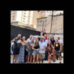Dani Moreno Instagram - A @mafia_do_noel desse ano mexeu com o coração de todo mundo de um jeito diferente. A Instituição Sophia de Ornellas Donati abriu as portas pra que a gente pudesse levar amor aos jovens senhores moradores da Casa Luz do Caminho. Obrigada pela honra @alepoder e @marcoantoniopsilva ! Contem sempre comigo 💛🥹
