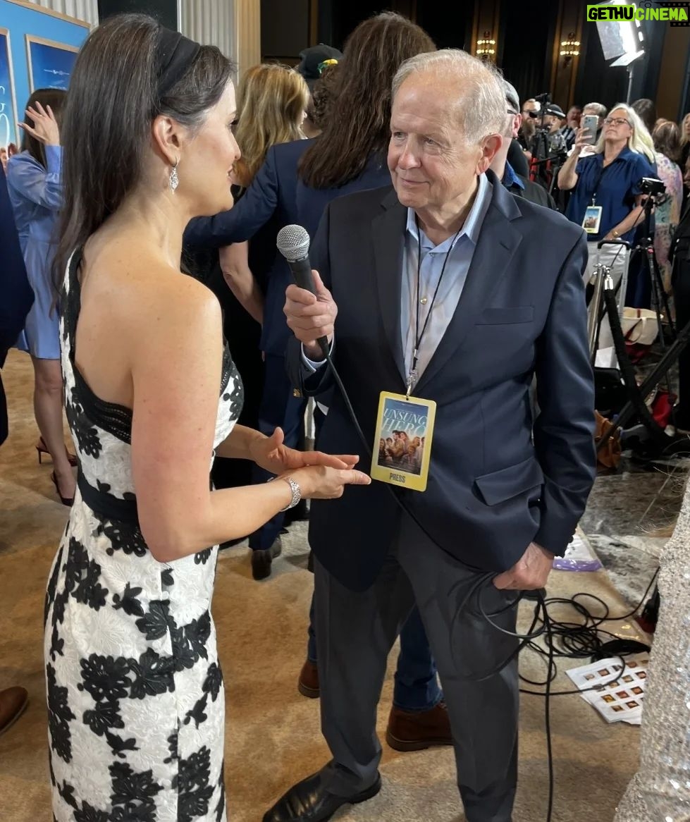 Danica McKellar Instagram - What a night! Words can't describe how blown away and proud I am of my good friend and @greatamericanfamily sister @candacecbure for producing the incredible @unsungheromovie! What an incredible true story of @forkingandcountry 's family's humble beginnings in this country 30 years ago, and the power of community and faith in God that saw them through impossibly challenging times. "Family isn't in the way. Family is the way." π€ππ LOVED this movie! . . Do yourself a favor and make a plan to see this movie in theaters April 26th - you'll be uplifted and inspired!! . . 1. Me on the red carpet 2. With @candacecbure ! π 3. With my amazing husband β€οΈ 4. On the press line 5. Talking with @movieguide president extraordinaire, @tedbaehr! π¬ 6. With my good friend @melissajoanhart in the audience π€ 7. With my good friend @lauraosnes π€ 8. With my good friend @jen_lilley (so many good friends there!) π€ 9. Despite my stray hair π, maybe my FAVORITE selfie of me & @candacecbure π . . Have a beautiful week, everyone! π