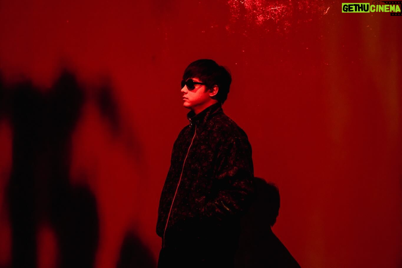 Daniel Padilla - 70.8K Likes - Art&Research Dept.
Bts for @supremo_dp @jcastles_ and @artandresearchdept