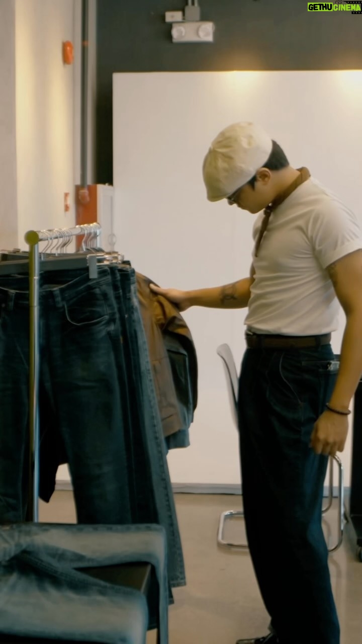 Daniel Padilla - 3 Likes - What are you waiting for?
#DforJ
#SneakPeakDforJ
#ComingSoon