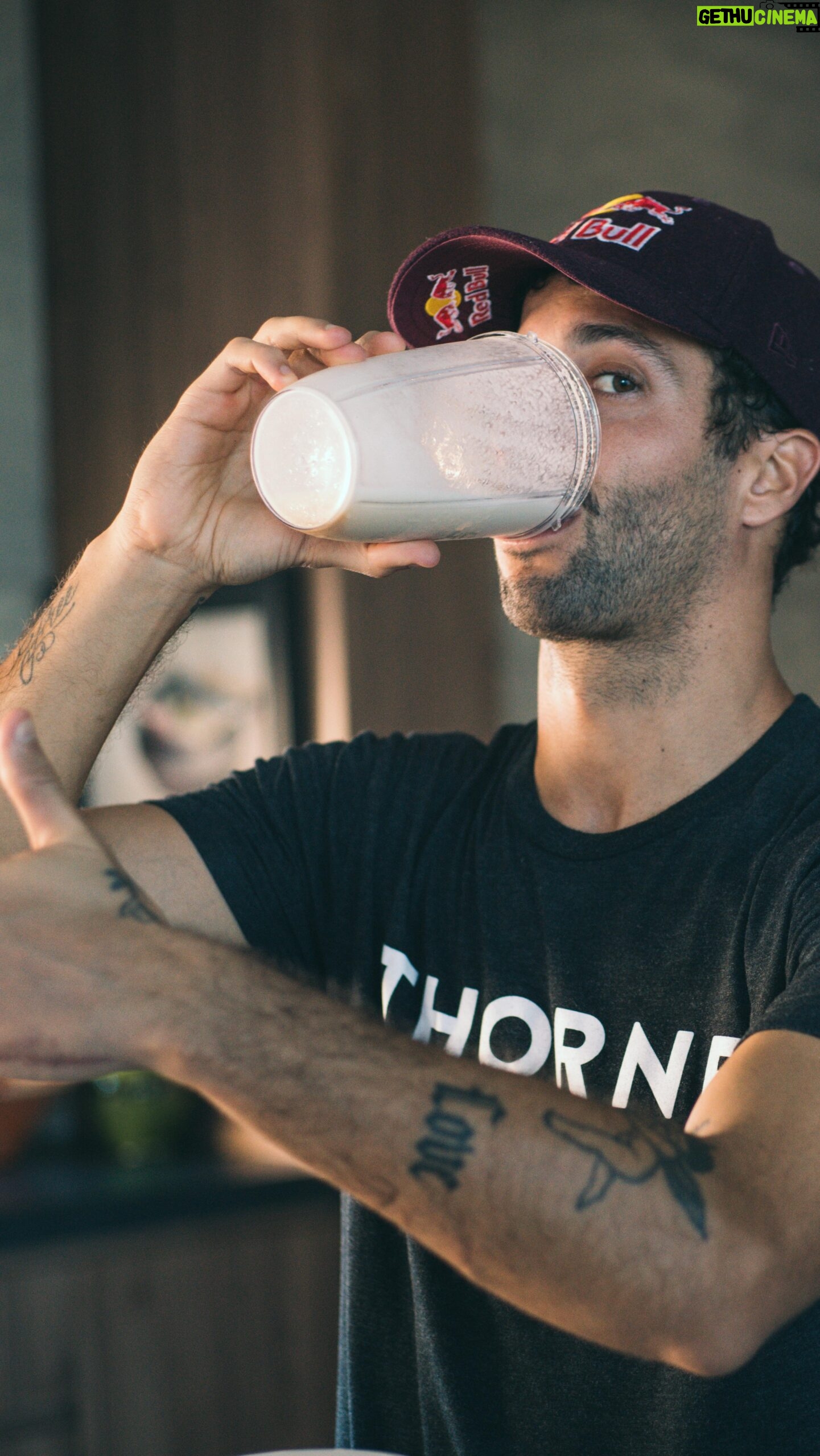 Daniel Ricciardo Instagram - Get big quick @thornehealth
