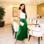 Daniela Aránguiz Instagram – Empezando la semana con todo, les deseo amor 💚💚
