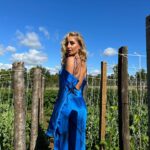 Daniela Castro Instagram - Matrimonio de azul. 💎💙🧿