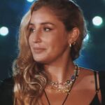 Daniela Castro Instagram - ¿ Guapirulis En que “modo Dani” llegas a Diciembre 2023🎄? 1. ¡Radiante! Lista para el finde 💁🏼‍♀️ 2. Mercurio retrógrado no me suelta 🌚🌝 3. no se que hacer de cena de Navidad y año nuevo. 😭🍽️ 4. Lista para el amigo secreto de la oficina 🎁 5. Sonriéndole a la vida 🤣 6. Ando enojada y la gente no colabora 😡 7. Actúa normal viene el que te gusta💁🏼‍♀️ 8. Haciendo malabares con el aguinaldo navideño 💸 9. Llego el amor y la vida me sonríe🥰 No se pierdan hoy un nuevo capitulo de @tierrabrava13 sólo por las pantallas de @canal13cl 📺