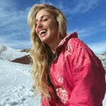 Daniela Castro Instagram - Los artículos se venden por separado ❄️☃️🩷🌬️🩵