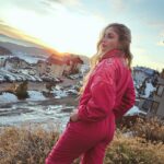 Daniela Castro Instagram - Los artículos se venden por separado ❄️☃️🩷🌬️🩵