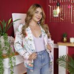 Daniela Luján Instagram - Mañana hay nuevo capítulo de @envinadas_ y yo aprovecho para presumirles mi bonito saco de @fermina_mx 🤗