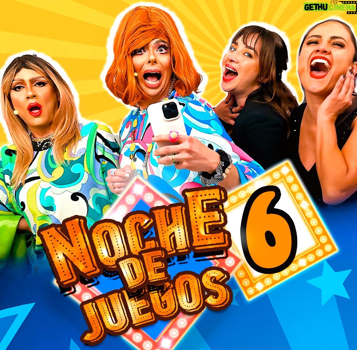 Daniela Luján Instagram - ⭐️MÁS IMPROVISADO QUE NUNCA⭐️ Gracias a nuestras invitadazas de lujo @lalujans & @segura_jessica 🤩🤩 que les valieron las reglas 🙄 💕 Domingo @envinadas_ 7pm en el YouTube www.youtube.com/lasmamaspresentan