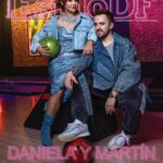 Daniela Luján Instagram - Hoy es lunes de #EstiloDF en portada tenemos a @lalujans y @martinricca1 Luego de 25 años volvieron al escenario para cantar sus éxitos infantiles, donde la conexión con el público fue total. Tras el éxito del show emprenderán la gira 2000´s x Siempre. 📍 @bowleromx