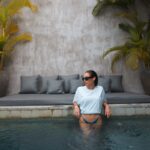 Daniela Melchior Instagram - I think I like this villa life 🌞💦 📍 @the_laut_bali
