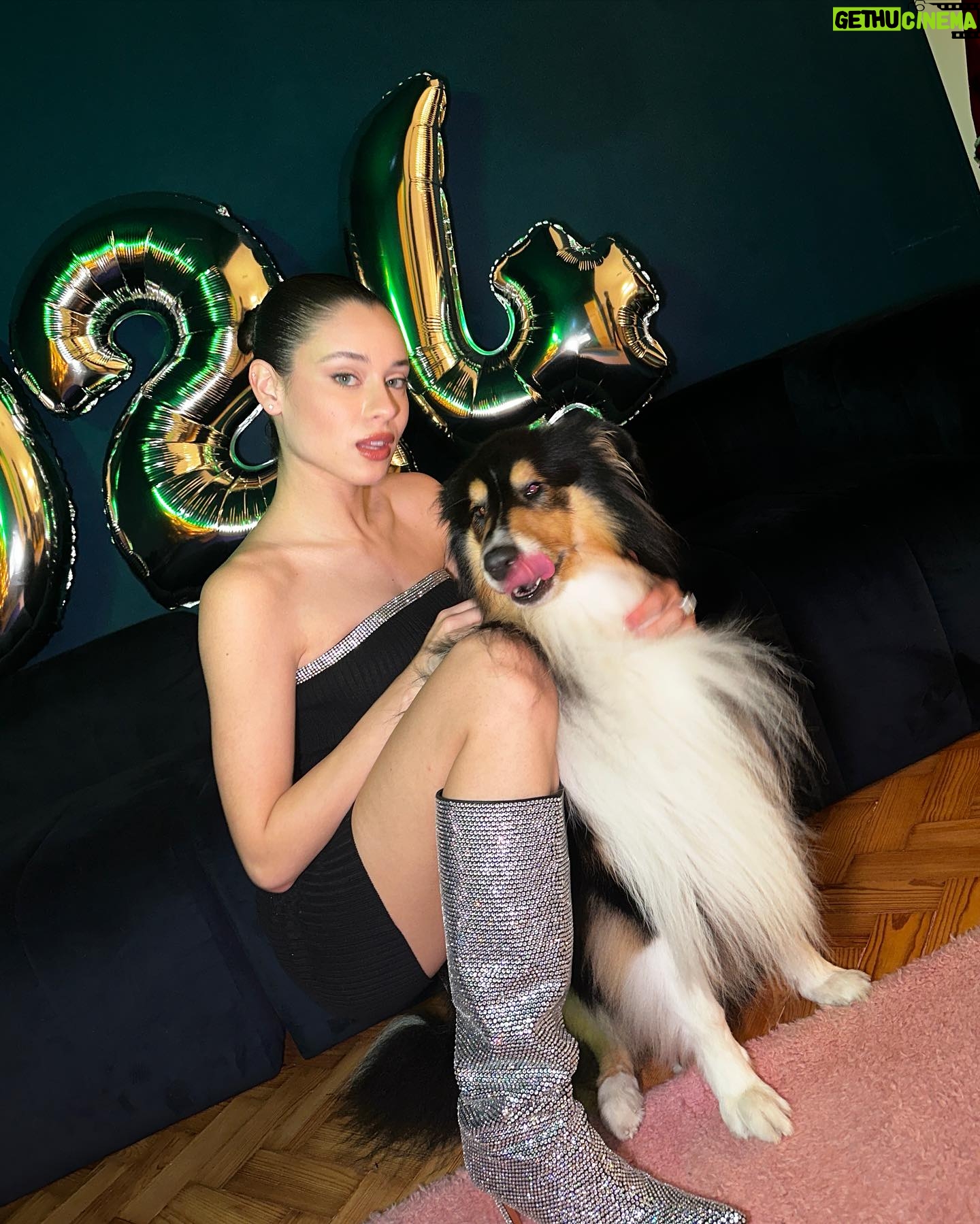 Daniela Melchior Instagram - Nye this & that Happy new year 💋