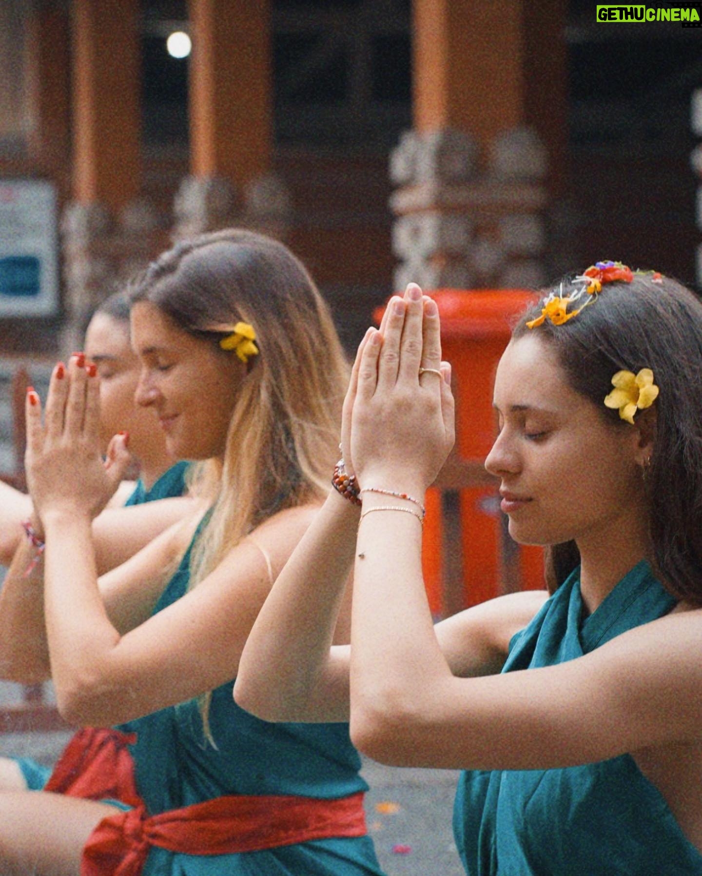 Daniela Melchior Instagram - Purification day with 2 of the most important people in my life. π«π€ I release what no longer serves me to make space for new beginnings. π I make space for true and pure love, abundance, and prosperity to flow to and through me. π€ My mind is free of resistance, open and ready to serve my higher self. β¨ I am ready and willing to receive all of miracles and magic coming my way. π«