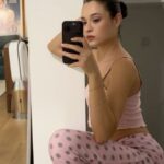 Daniela Melchior Instagram - I’m a tiny creature and my job is staying cozy and warm 🛌 🧚‍♀️ 🐶 🫂🤍